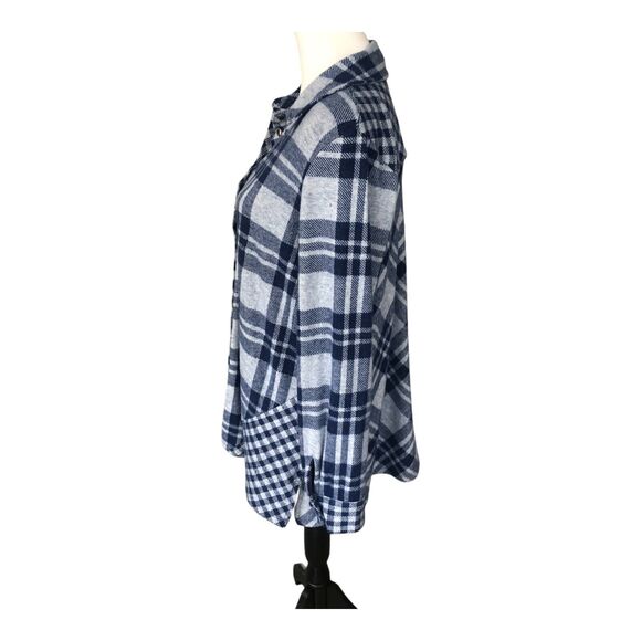 Soft Surroundings Plaid Oversized Long Line Super Soft Navy Gray Shacket Top Med - Picture 4 of 12